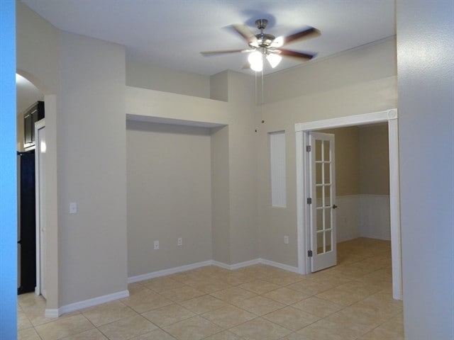Building Photo - 12061 Winding Woods Way