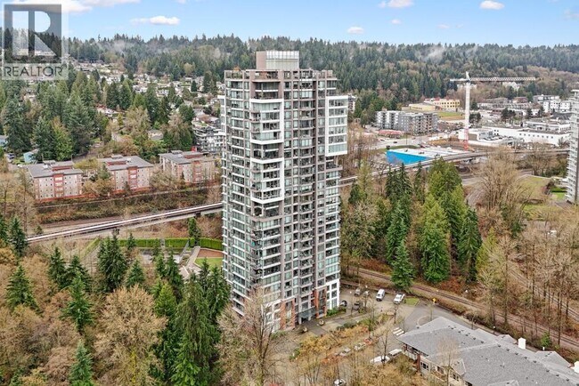 Photo du bâtiment - 301 Capilano Rd