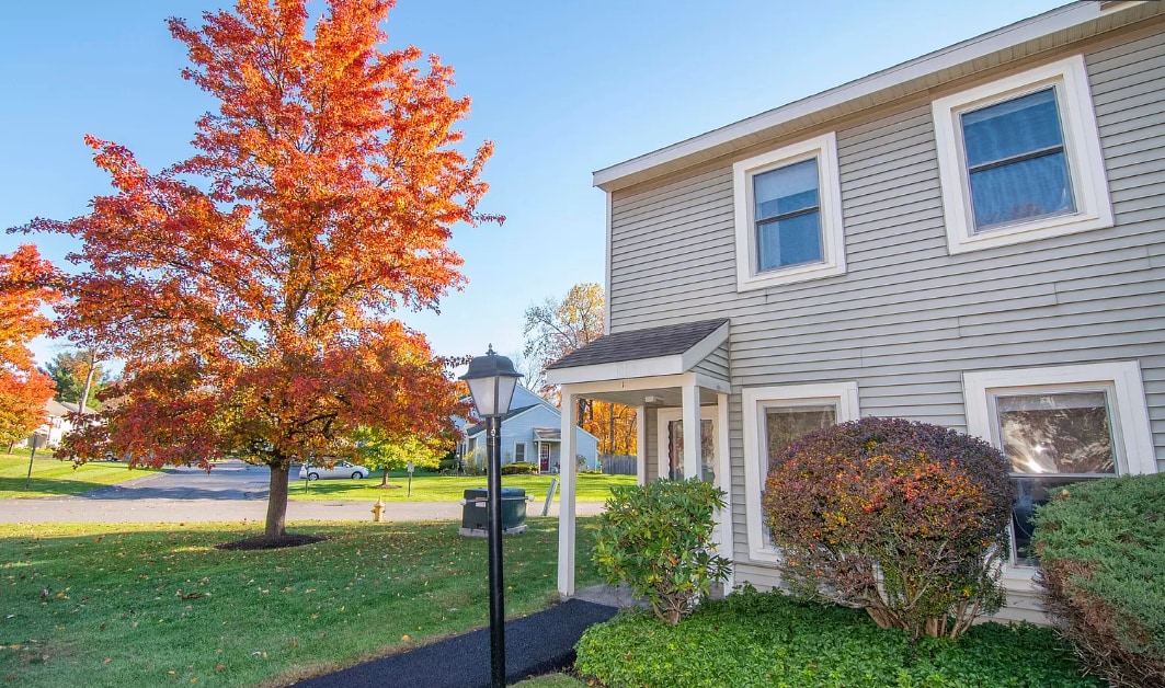 1 Bennington Way, Halfmoon, NY 12065 Townhome Rentals in Halfmoon NY