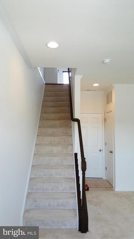 Building Photo - 21725 Pagoda Terrace