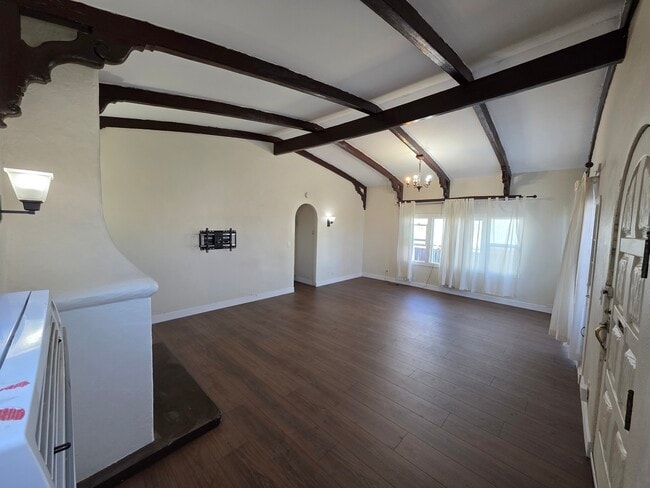 Living / Dining area - 130 E Colden Ave