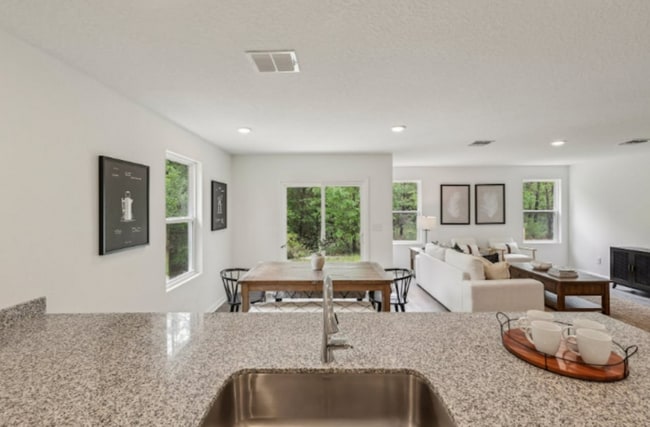 Foto del edificio - 1044 Clifton Ct
