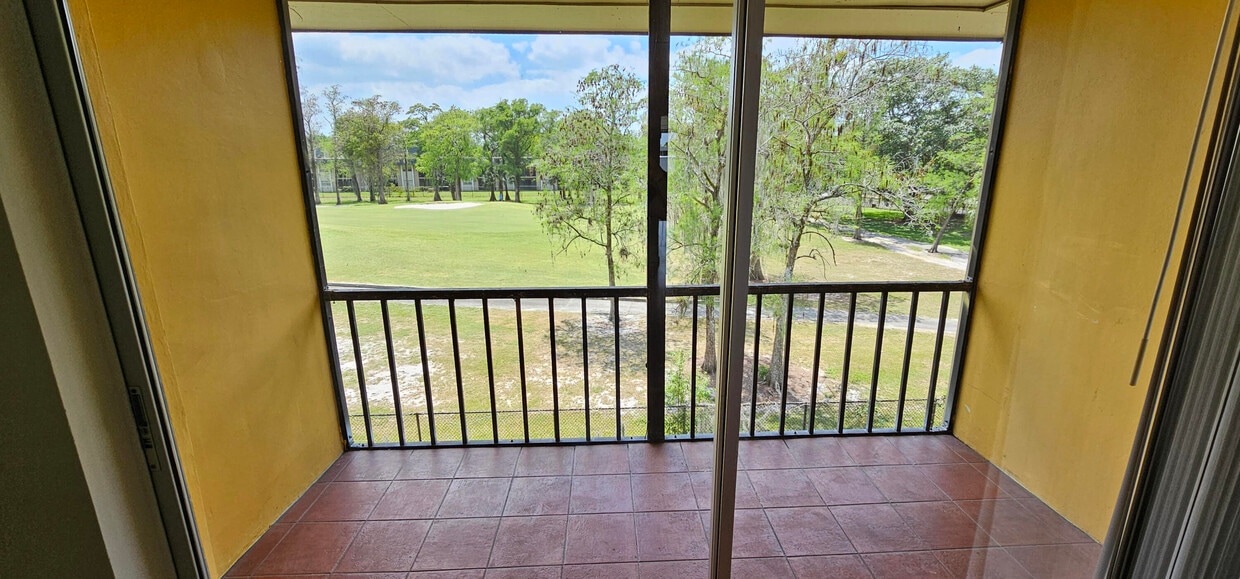 Primary Photo - 8000 S Colony Cir