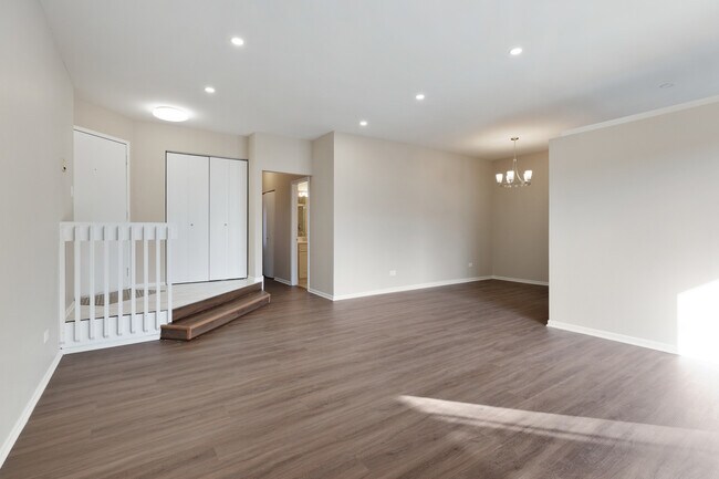 Building Photo - 1505 Mercury Dr