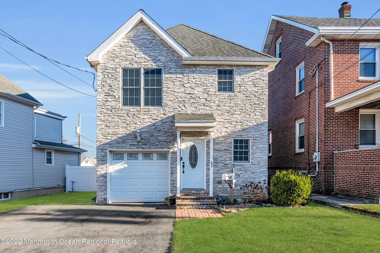 42 Washington St, South River, NJ 08882 House for Rent in South River