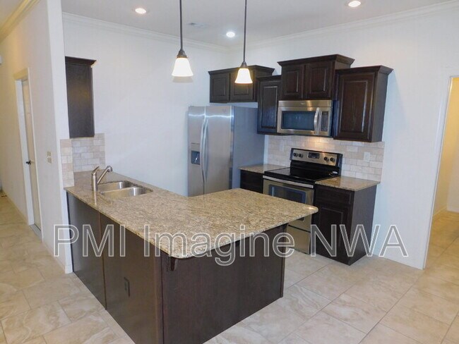 Foto del edificio - 2632 N Arroyo Ave
