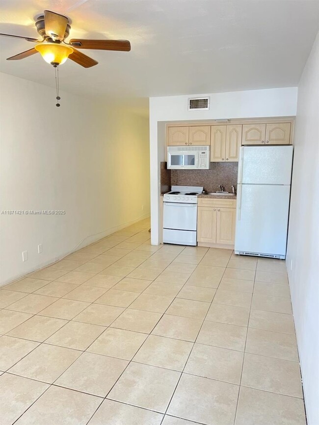 Foto del edificio - 5910 NE 18th Ave