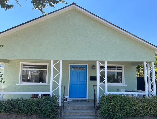 Building Photo - 13527 S Raymond Ave