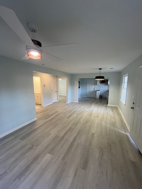 Foto del edificio - 1957 Knightsbridge Rd