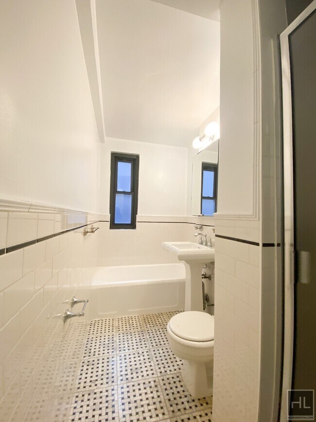 Foto del edificio - EAST 56 STREET