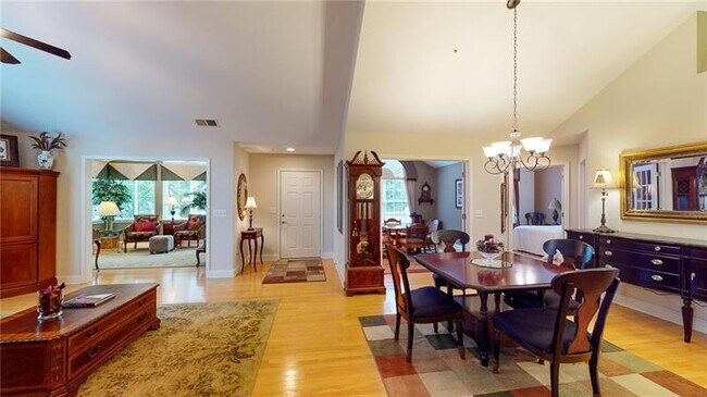 Foto del edificio - 100 Highlands Ridge Pl SE