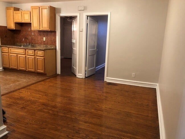 Foto del edificio - 7558 Mayland St