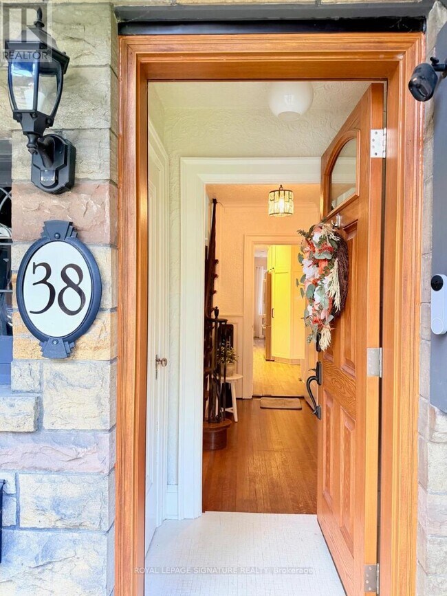 Photo du bâtiment - 38 Jackson Ave