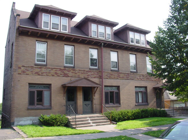 Front of building - 1810 Jefferson St