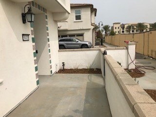 Building Photo - 30410 Town Square Dr