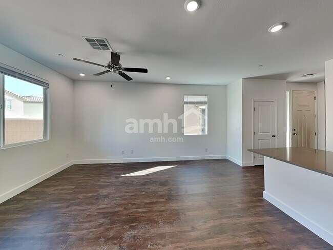 Foto del edificio - 124 Island Plumeria Ln
