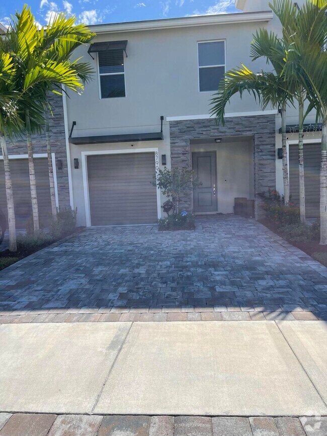 Villages of Windsor Loft Apartments for Rent Lake Worth, FL 1