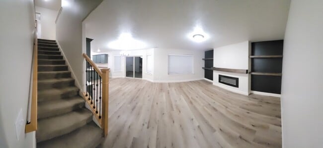 Building Photo - Gorgeous 4 bed, 2.5 bath home in the Summerfield Community