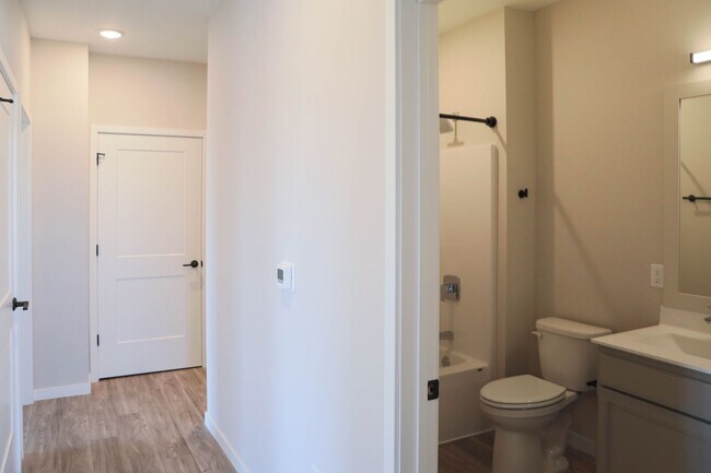 Interior Photo - B7 Flats
