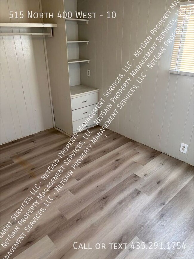 Building Photo - Pet Friendly 2 bedroom