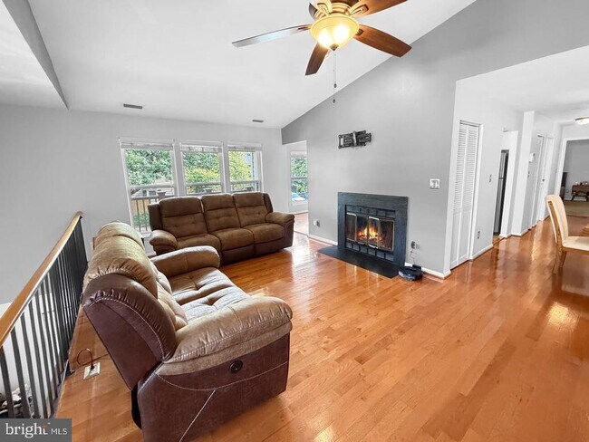 Foto del edificio - 13247 Meander Cove Dr