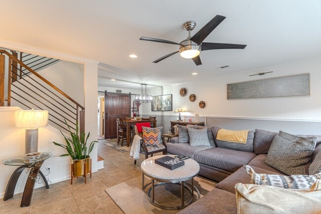 Building Photo - 6339 Del Monte Dr