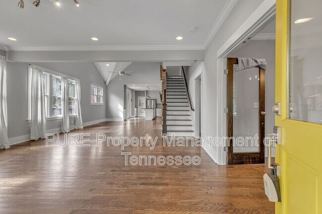 Building Photo - 1801 Fatherland St
