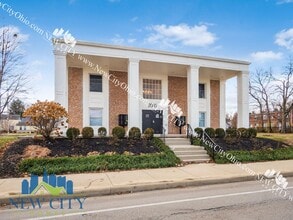 Building Photo - 2085 Building - New Rennovated 1 & 2 bedro...