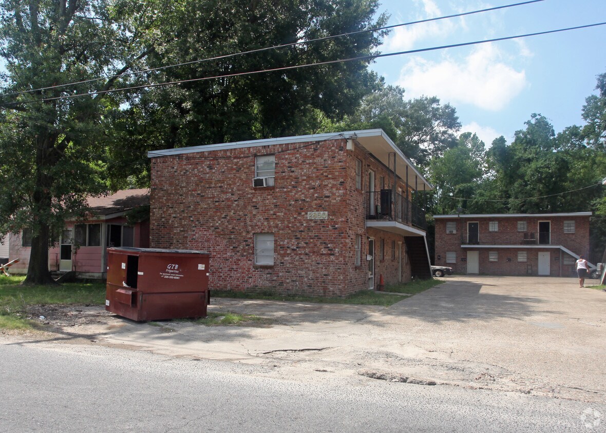 Foto del edificio - 2850 Iroquois St