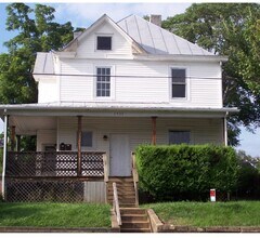 Building Photo - 1911 Orange Ave NW