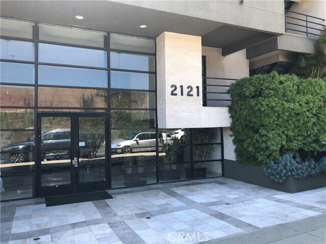 Foto del edificio - 2121 Beloit Ave