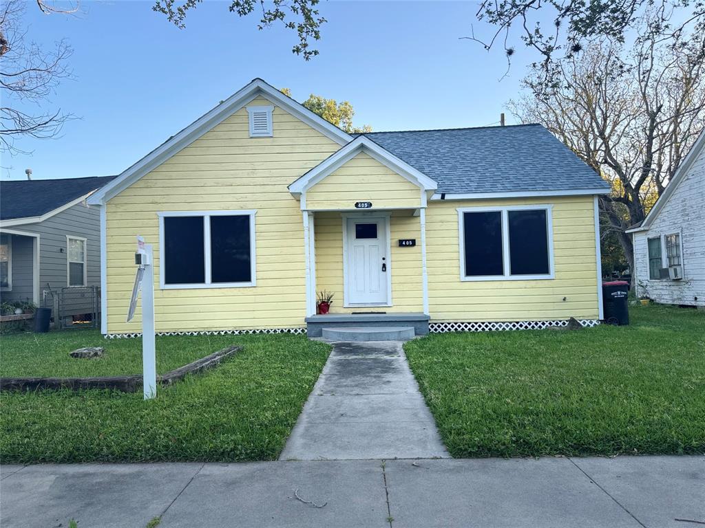 Primary Photo - 405 W James Ave