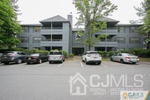 Building Photo - 1208 Woodhaven Dr