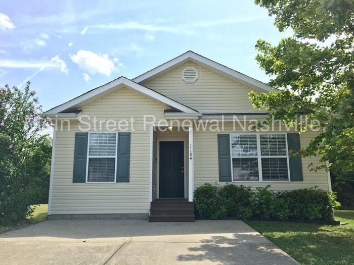 Primary Photo - 1104 Brittany Park Ln