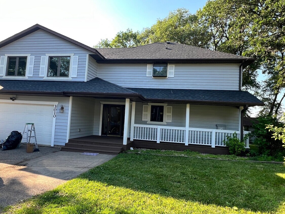 Foto principal - 3010 Fairview Rd SW