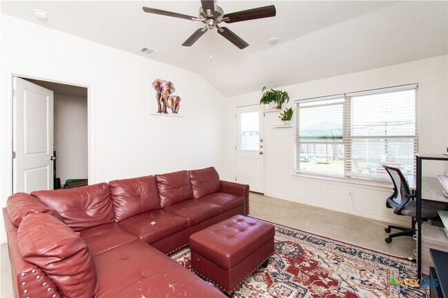 Foto del edificio - 1258 Lehmann Dr