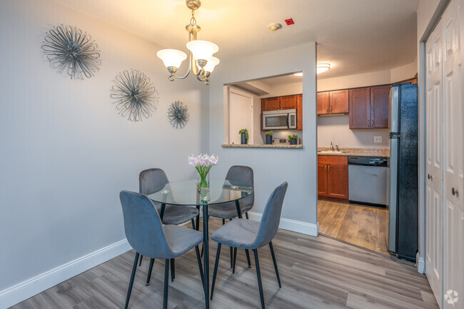 Interior Photo - Highland House Apartments