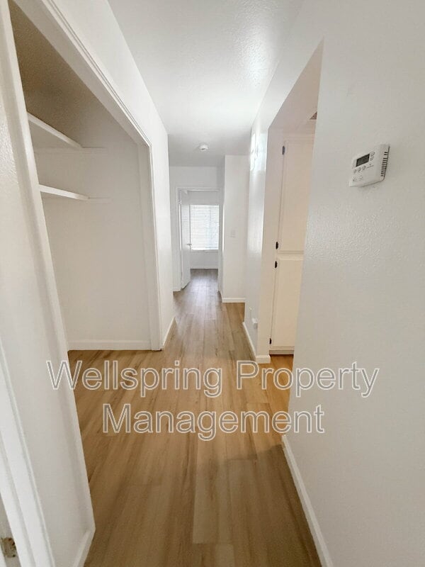 Foto del edificio - 3251 Mill Springs Dr