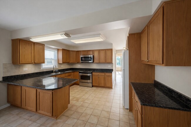 Foto del edificio - 8604 W Carmen Ave