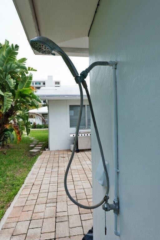 Foto del edificio - 3201 NE 23rd St