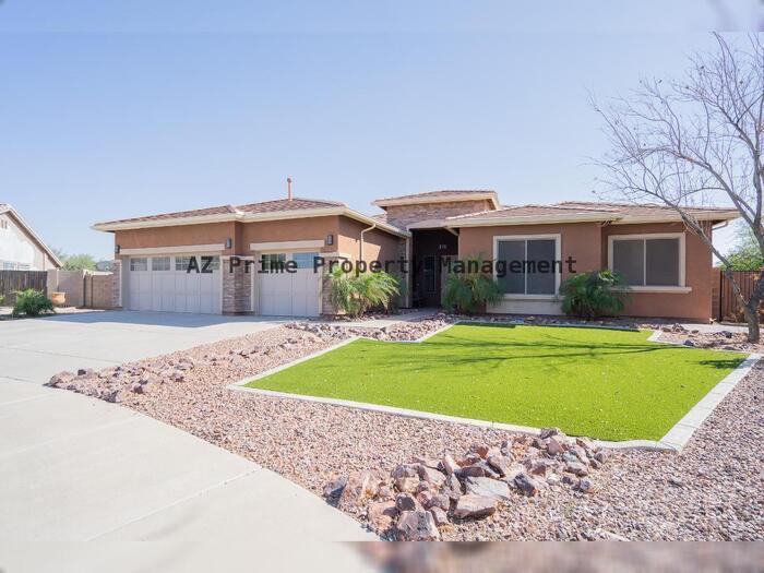 Primary Photo - 4702 N 151st Dr