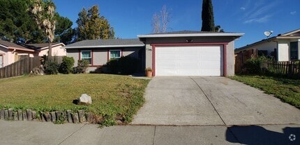 Building Photo - 1345 Jensen Dr