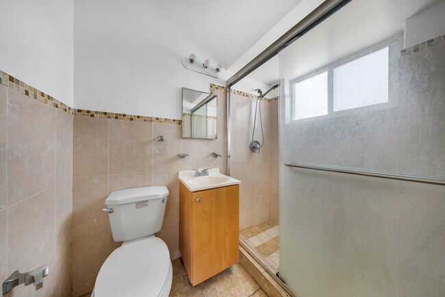 Foto del edificio - 6844 Abbott Ave