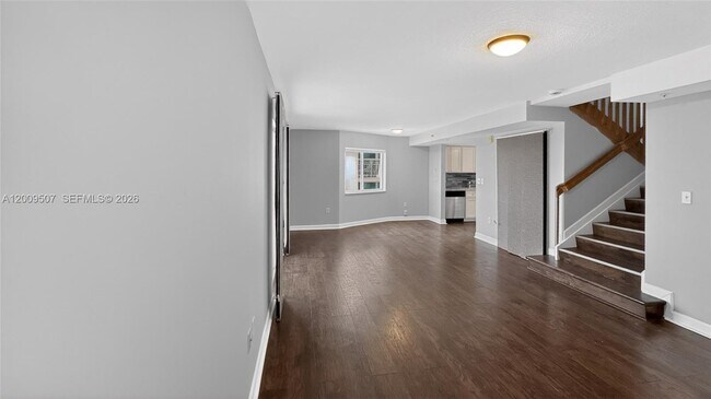 Foto del edificio - 280 SW 20th Rd