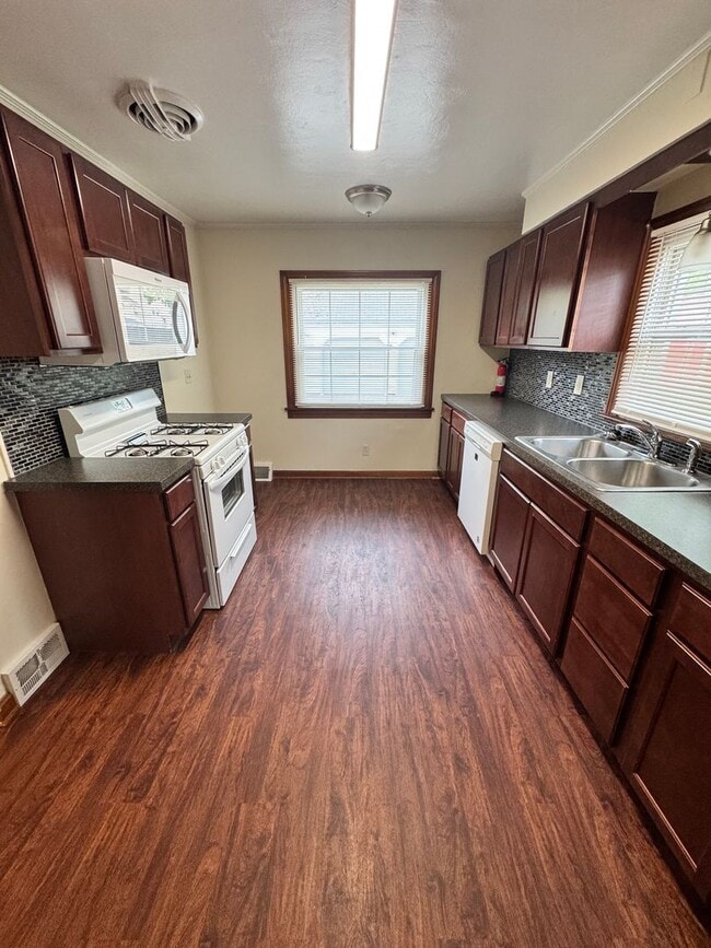 Foto del edificio - 212 E Kline St