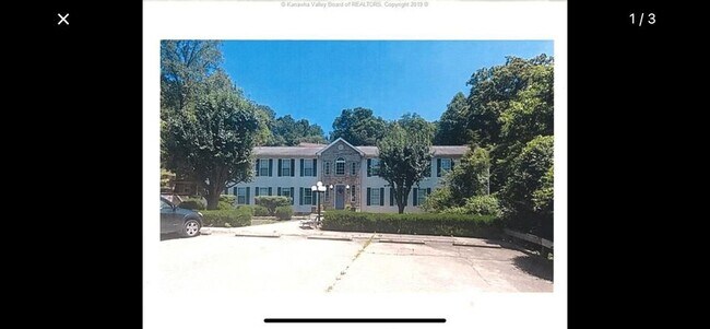 Building Photo - 2576 Benson Dr