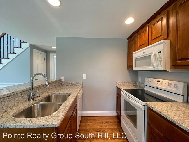 Foto del edificio - 1 br, 1 bath House - 4187 Philpott Rd