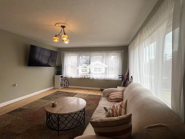 Building Photo - 601 Labore Rd