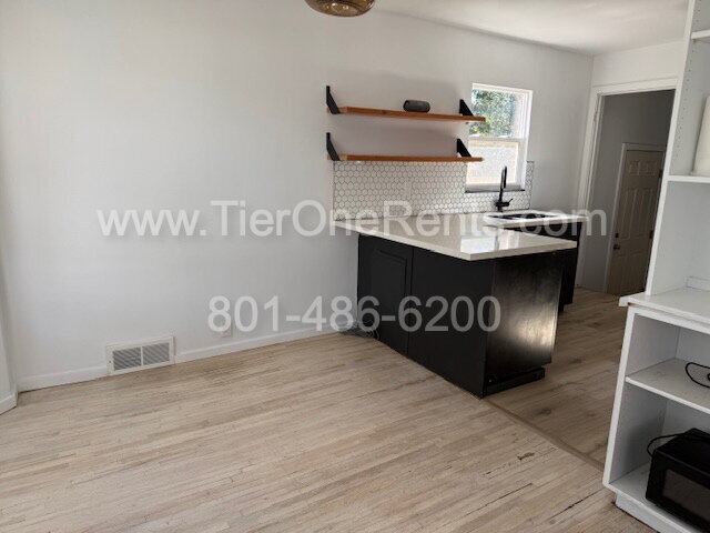 Foto del edificio - NO DEPOSIT option available for qualified renters!