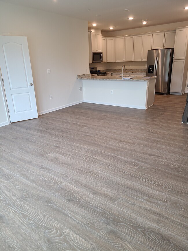 Foto del edificio - 1302 Amber Creek Rd